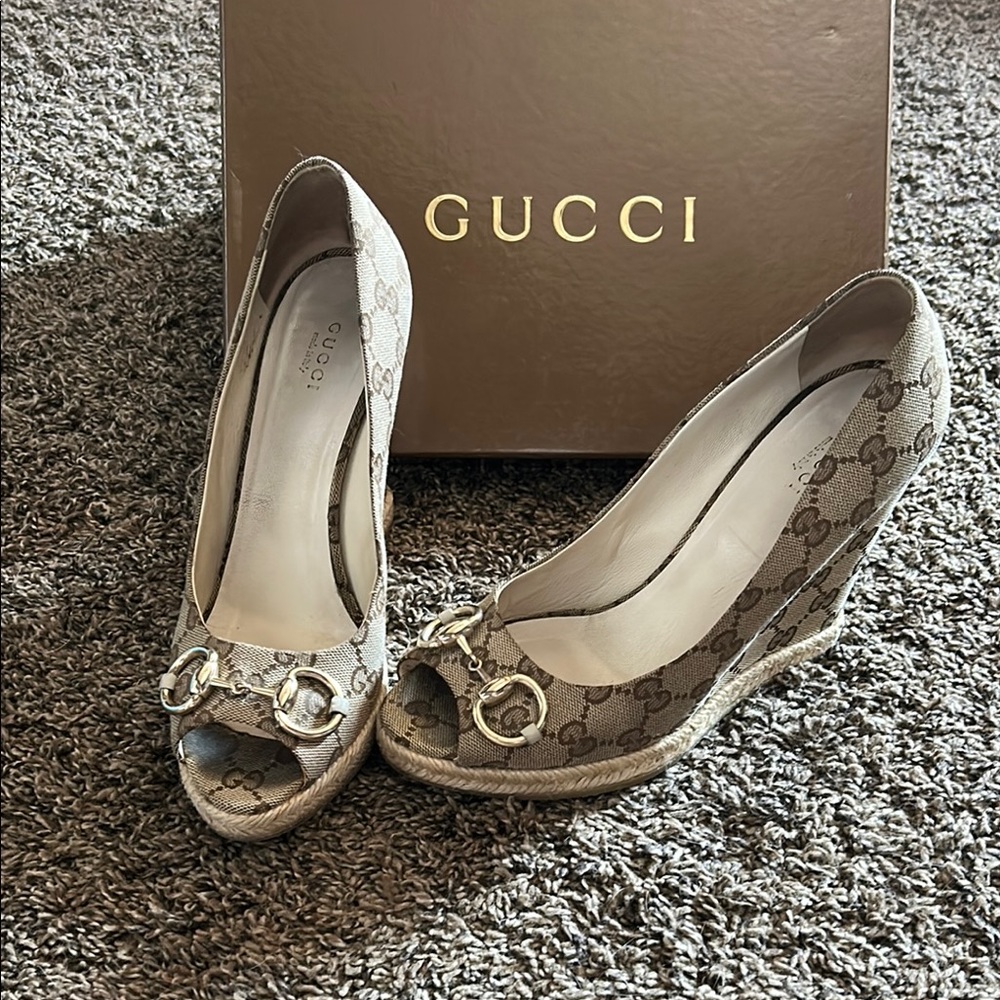 Gucci Brown Wedge Shoes with Peep-Toe Design